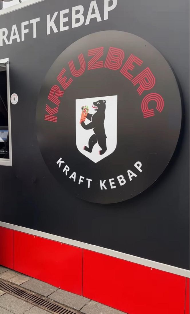 W Katowicach kupimy już Kebab od Filipa Chajzera. Otwarto nowy punkt gastronomiczny