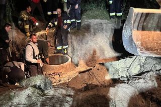 Koń wpadł do studni. Akcja ratunkowa trwała ponad 8 godzin