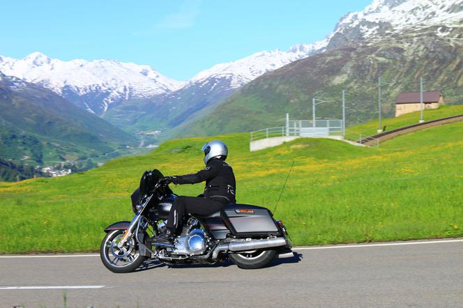 Harley-Davidson Experience Ride Grand Tour of Switzerland 2016