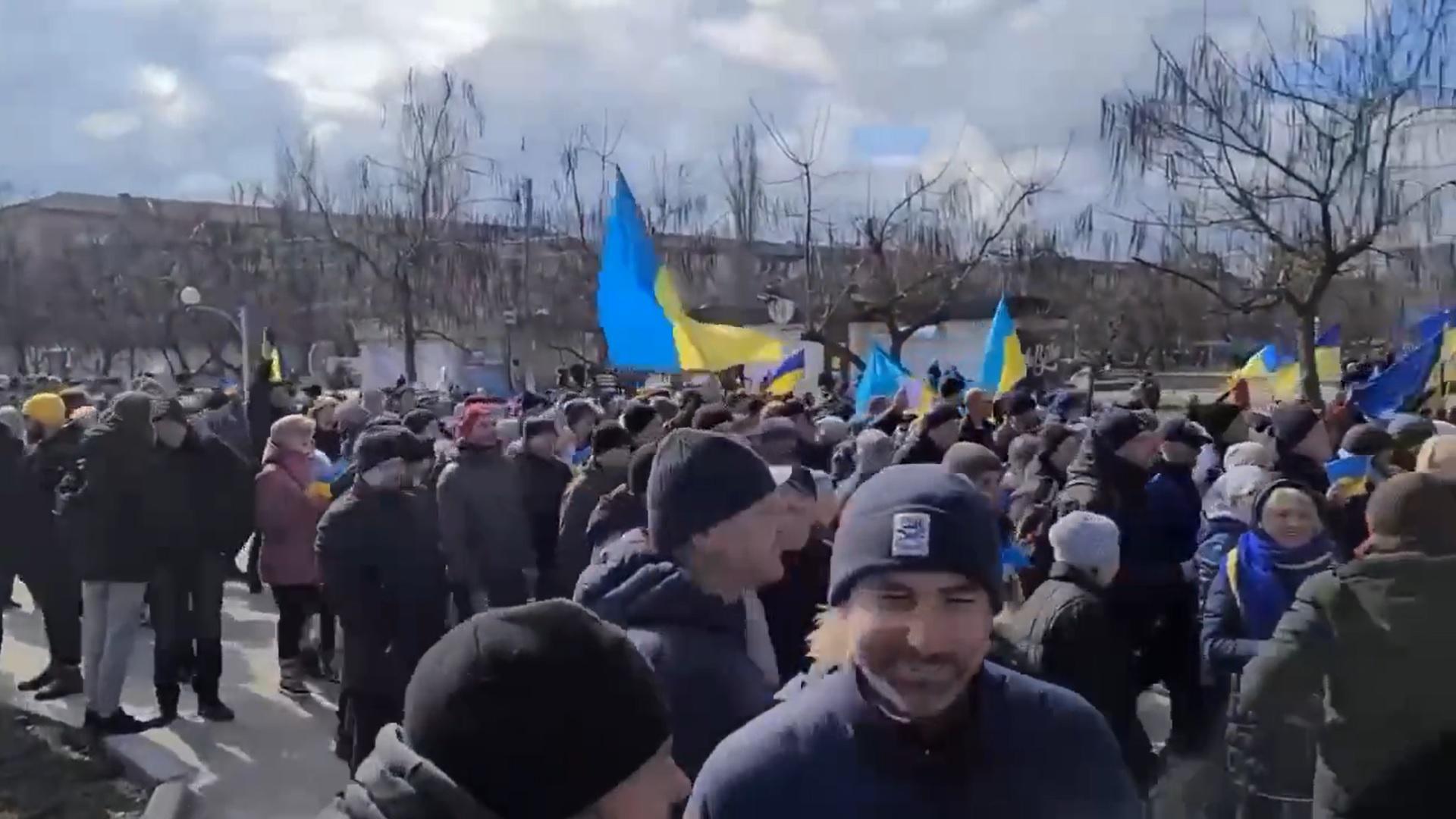 митинг против украины в москве