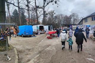 Kultowe miejsce handlu w Łodzi. Jak wygląda giełda na stadionie „Startu”?