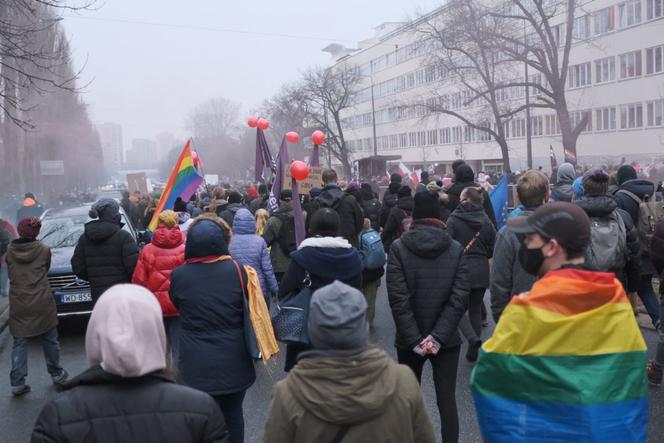 Dom Jarosława Kaczyńskiego otoczony jak twierdza