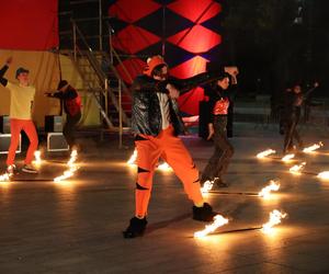 Fire show na pl. Teatralnym przy CSK w Lublinie. Było gorąco! 