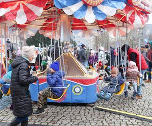 Manufaktura Świętego Mikołaja powróciła do Sosnowca. Warsztaty, jarmark, karuzele i inne atrakcje