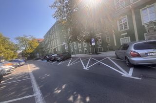 Mieszkańcy oburzeni, a radni Szczecina deklarują, że dodatkowe parkingi dla nich będą zlikwidowane