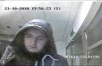 Policja w Łodzi poszukuje sprawcy usiłowania kradzieży pieniędzy z bankomatu przy ul. Zakładowej