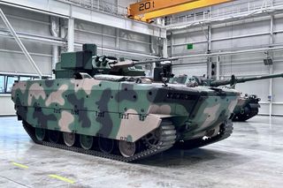 Huta Stalowa Wola z ważnym porozumieniem. Będzie produkowała przekładnie do Borsuka 