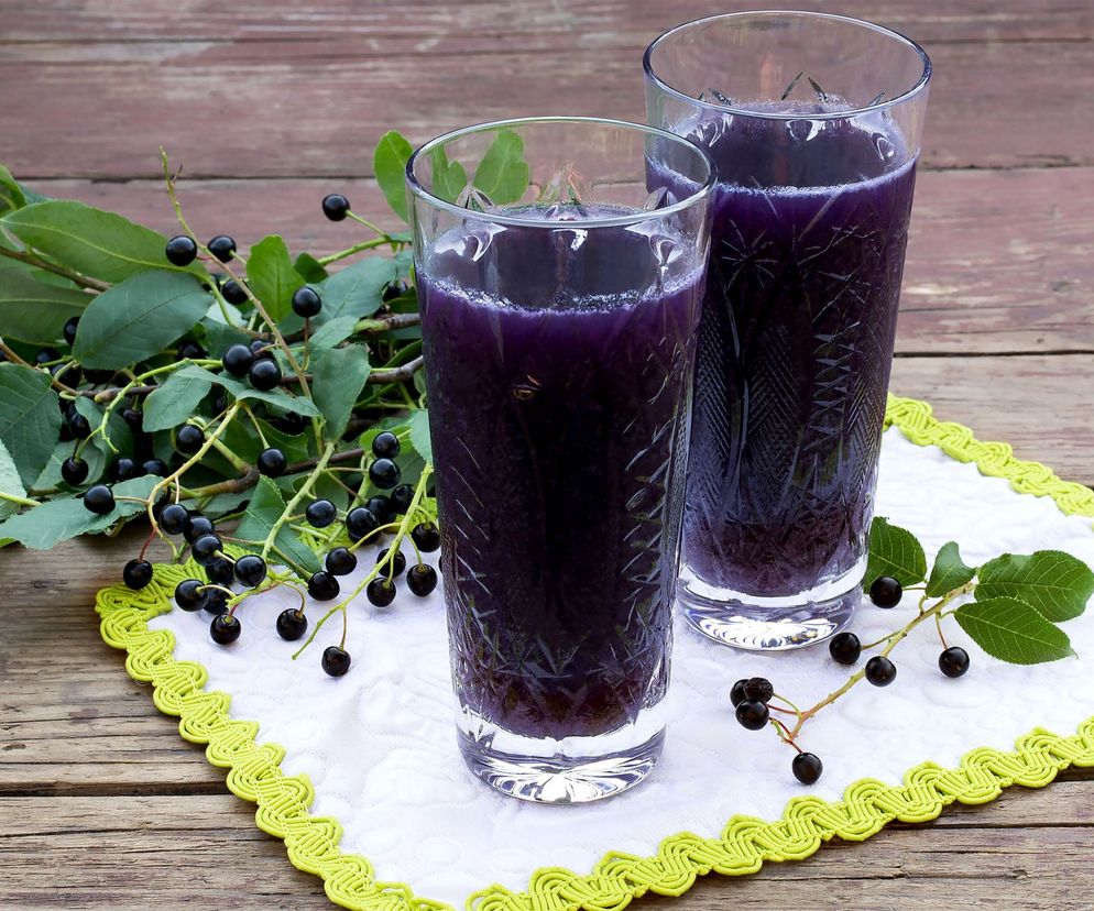 Sok z czeremchy - słodki i esencjonalny sok owocowy