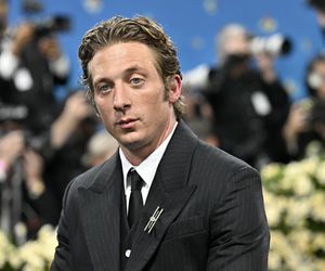 Są już pierwsze recenzje filmowej biografii Bruce’a Springsteena! Jak w roli “Bossa” wypada Jeremy Allen White?