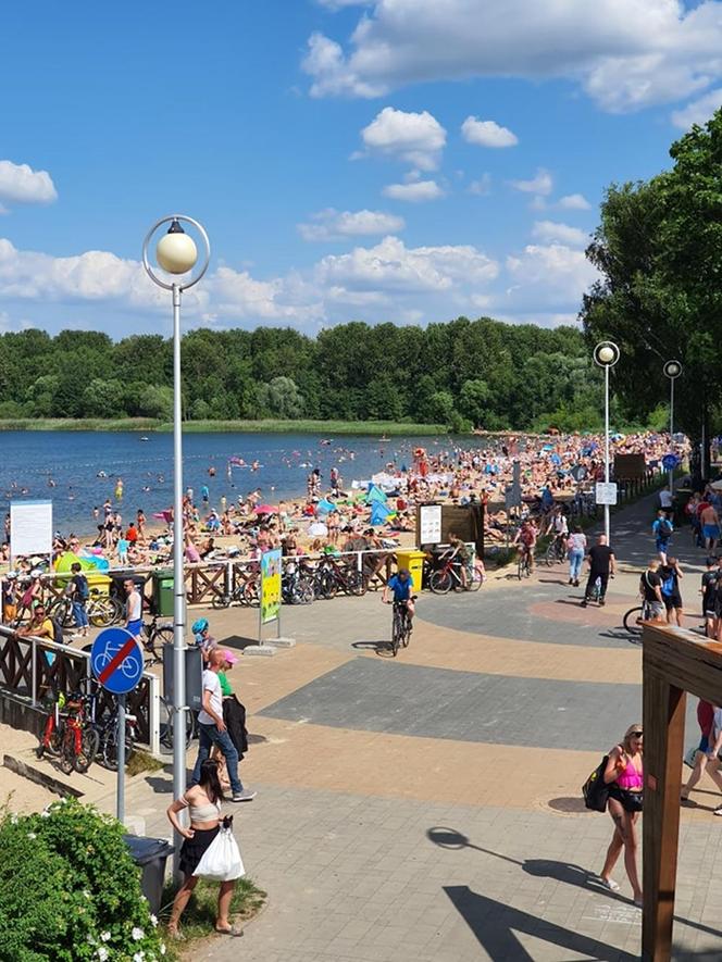 Plażowicze opanowali Pogorię III. Rekordowa frekwencja