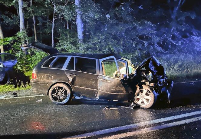 Koszmarny wypadek na DK 25 pod Kamieniem Krajeńskim! Poszkodowanych aż 7 osób 