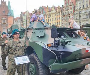 Święto Wojska Polskiego we Wrocławiu. Taki sprzęt zaprezentowano na wrocławskim Rynku 