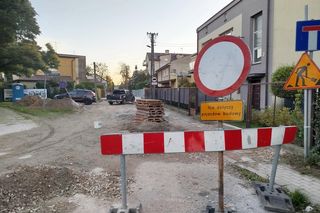 Kończy się remont, a właściwie budowa z kostki ulicy Fabrycznej w Siedlcach