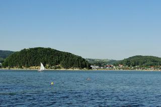 Małpia Wyspa na Jeziorze Rożnowskim. Jedno z najbardziej tajemniczych miejsc w Małopolsce stanie się turystycznym hitem