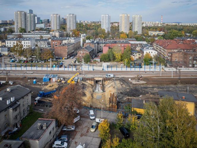 Wieża ciśnień, wiadukty i perony: modernizacja kolei w Katowicach