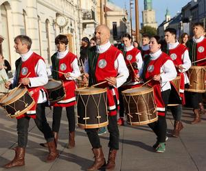 Korowód w ramach Międzynarodowego Festiwalu Renesansu w Lublinie