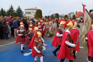 Niezwykłe widowisko na Podkarpaciu. Tak wyglądała wielkanocna parada Turków w Tryńczy