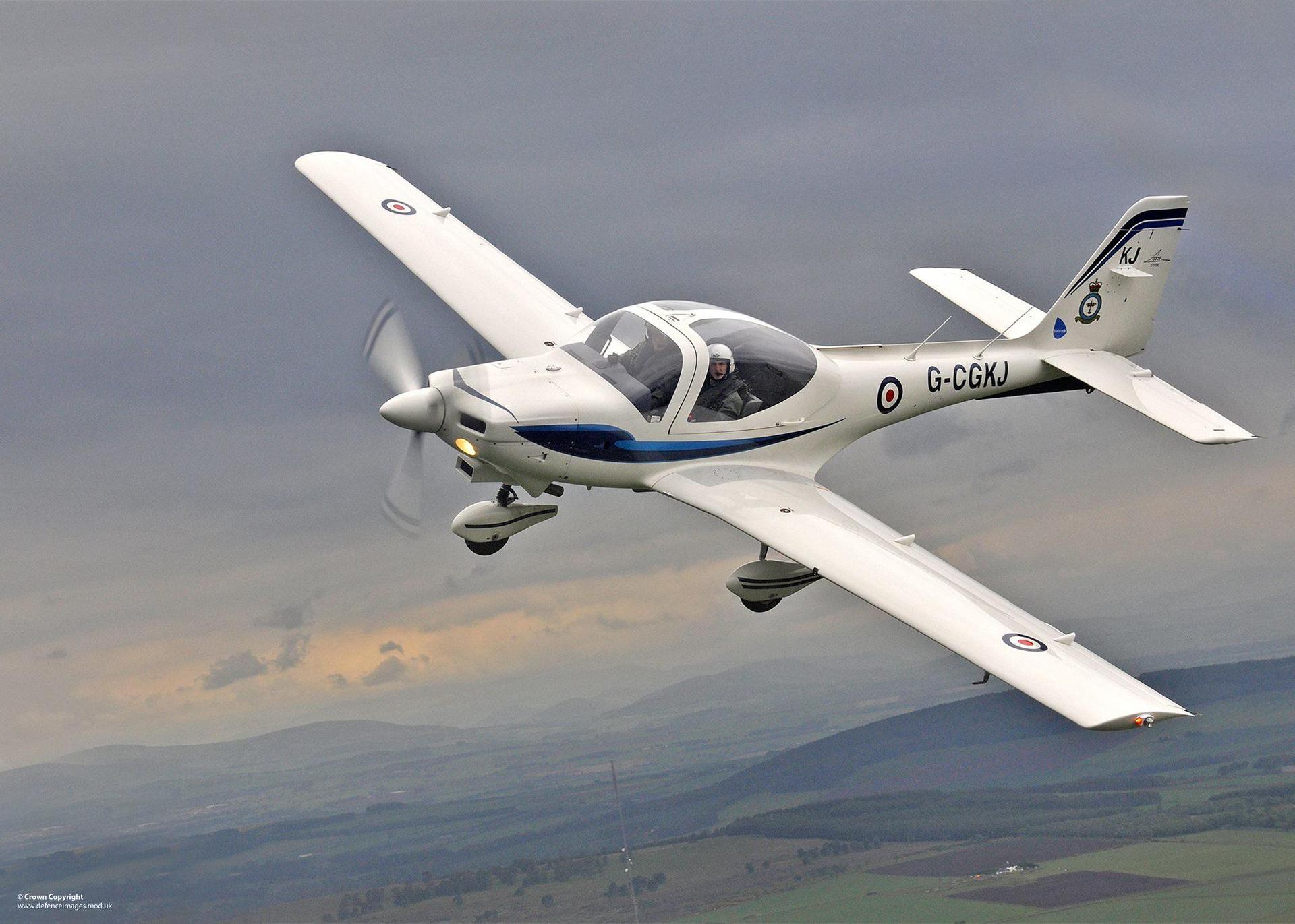 Samolot szkolny Grob Tutor