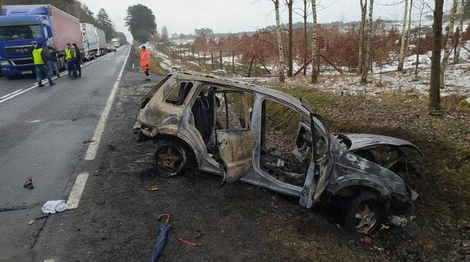 Auto spłonęło, 10-latek ciężko poparzony. Jego ciało pokryły przerażające blizny! [DRASTYCZNE ZDJĘCIA]