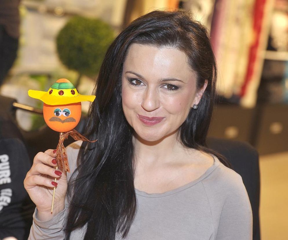 Beata Tadla może z powrotem zostać jedną z głównych twarzy TVP. Jak zmieniała się przez lata?