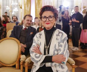 Jan Frycz nie do poznania! Aktor pojawił się łysy na salonach