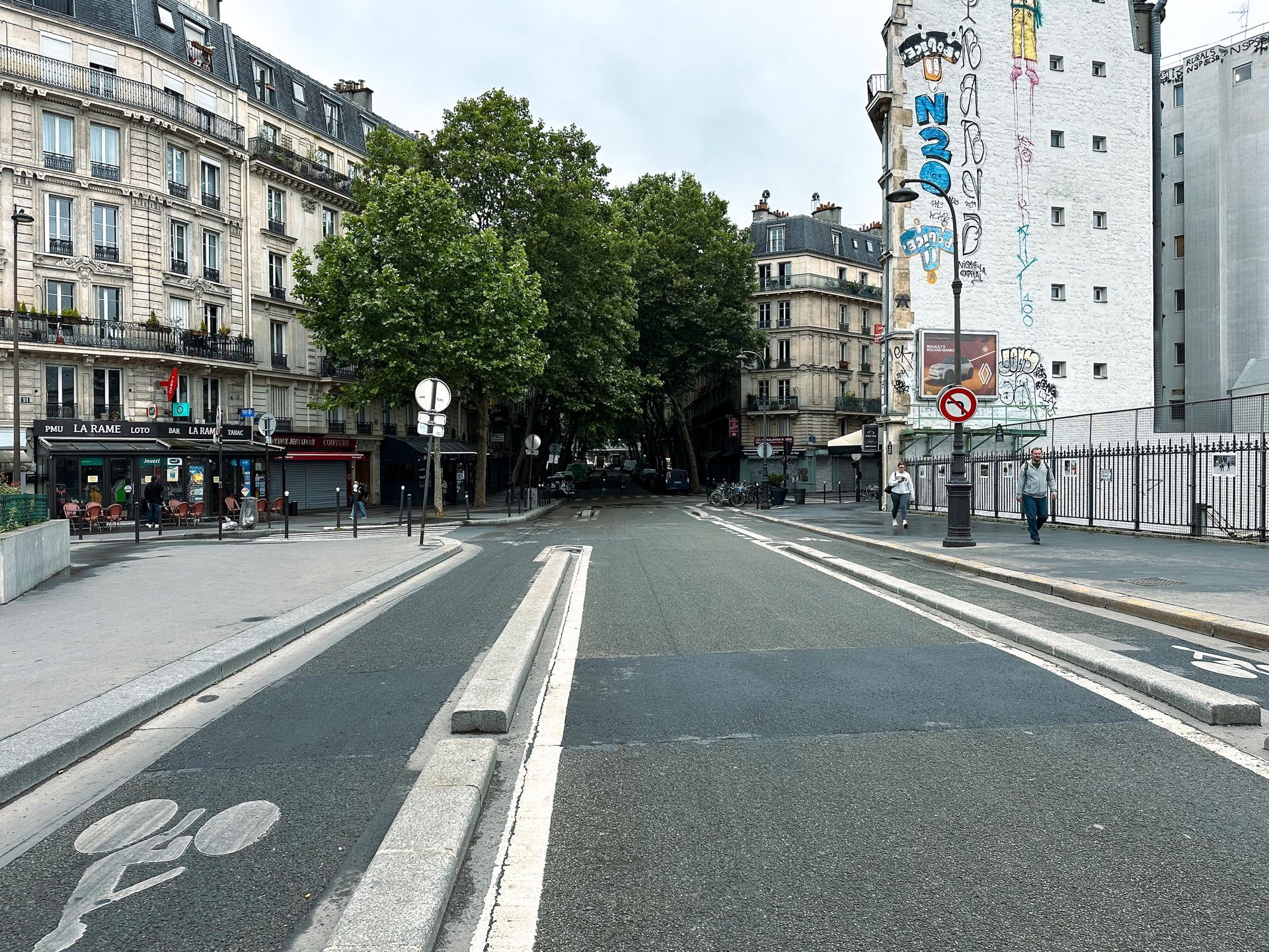 Szkolne ulice w Paryżu