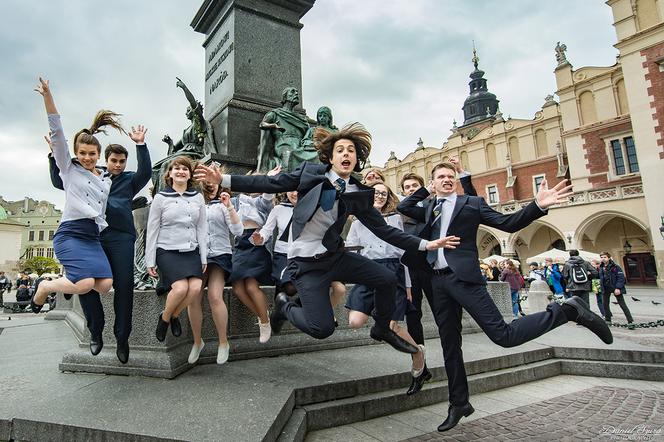 Język angielski już za nimi: Krakowscy maturzyści zadowoleni! [ZDJĘCIA]