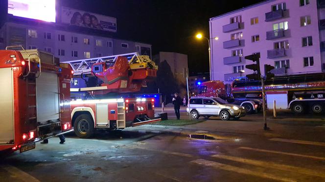 plonaca katedra falszywy alarm