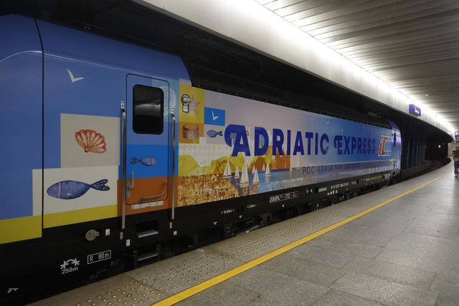 Pierwszy pociąg do Rijeki odjechał z Warszawy! Tłumy pasażerów. Wszystkie miejsca zajęte