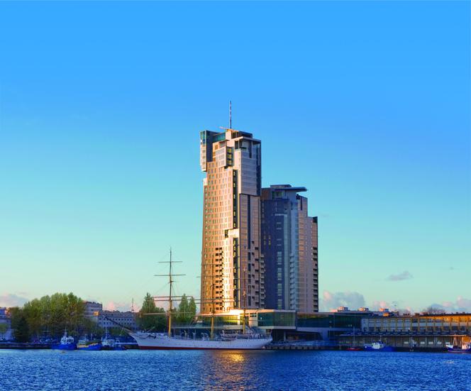 Apartamentowiec Sea Towers, Gdynia, ul. Hryniewickiego 6