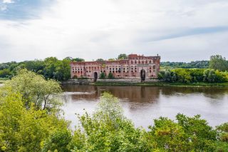 Oto najlepsze miejsce do życia na Mazowszu. Zielona oaza tuż pod Warszawą. Ranking top 10 według AI