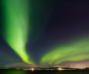 Zorza polarna nad Polską - kiedy obserwować? Czy będzie jeszcze widoczna?