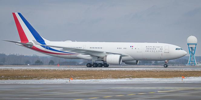 Airbus A330-200 z premierem Francji 