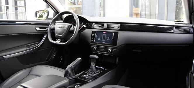 Qoros 3 City SUV