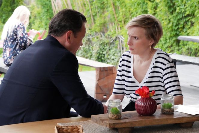 Barwy szczęścia odc. 3248. Robert Stefaniak (Paweł Ławrynowicz), Sonia (Weronika Nockowska)