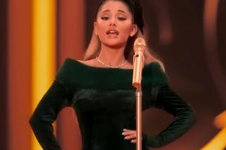 Ariana Grande wydała niegrzeczną wersję Santa Tell Me. Takiej kolędy nikt się nie spodziewał 