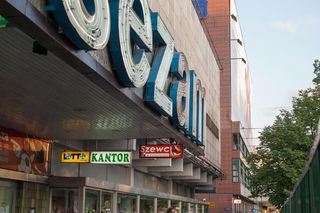 Koniec warszawskiego Sezamu