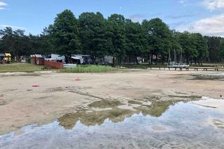 Wyschnięte jezioro na Mazurach. 