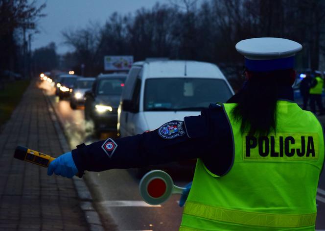 Wzmożone kontrole policji w całej Polsce! W święta więcej patroli na drogach