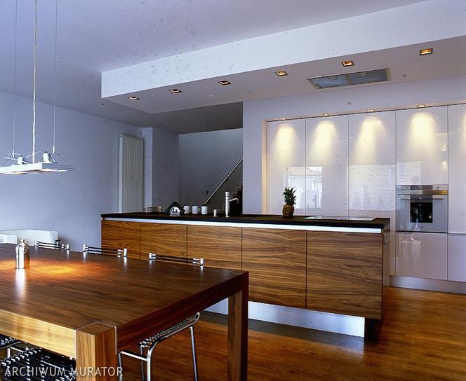 Projekt kuchni: kuchnia otwarta czy zamknięta? Oto jest pytanie!