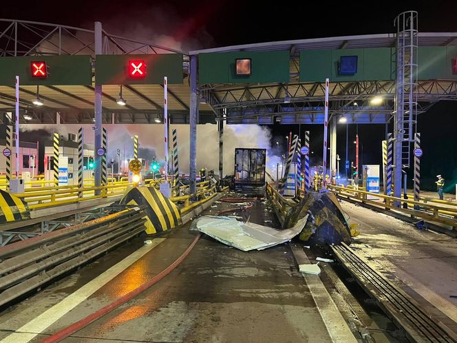 Pożar ciężarówki na autostradzie A2
