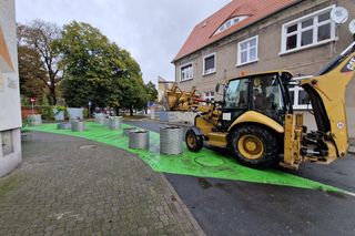 W Lesznie odbetonowują ulice. Ruszyły prace przy Tylnej i Wałowej