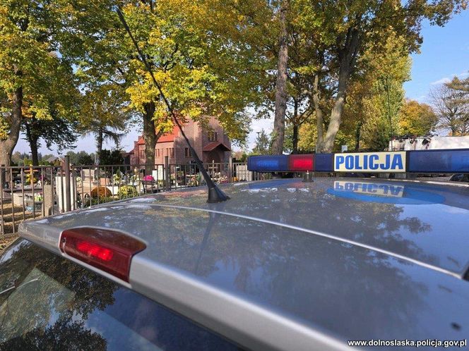 O czym trzeba pamiętać we Wszystkich Świętych? Policja przypomina