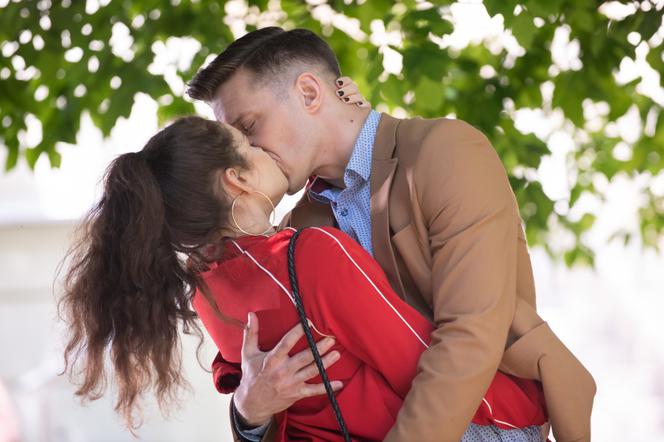 Na Wspólnej odc. 2950. Kasia (Julia Chatys), Darek (Michał Mikołajczak)