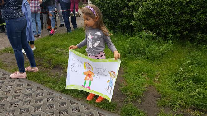 Rekord Polski w przeciąganiu autokaru w Sosnowcu