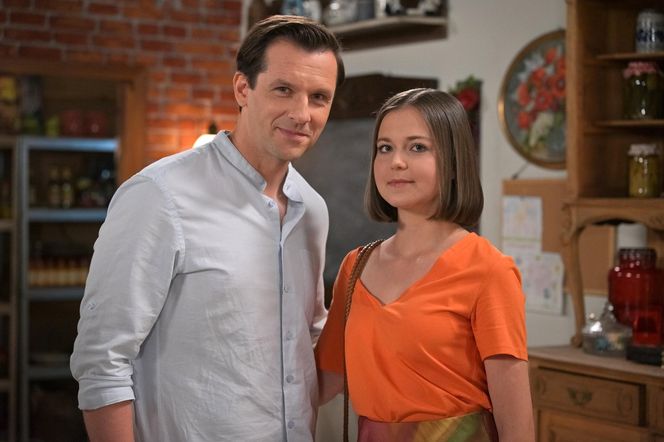 Pierwsza miłość, odcinek 4208: Przyłapał narzeczoną na kłamstwie! Szokująca prawda o Adriannie wychodzi na jaw