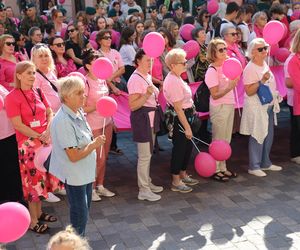 W centrum Lublina królował róż! Przez miasto przeszedł Marsz Różowej Wstążki