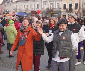 33. Finał WOŚP w Kielcach. Polonez w Rynku