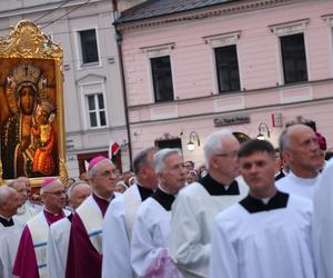 75 lat temu obraz Matki Boskiej w Lublinie zapłakał. Wierni uczcili rocznicę „Cudu lubelskiego” procesją różańcową