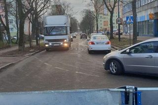 Zamknięte skrzyżowanie ulic Przybyszewskiego i Przędzalnianej. Uwaga na korki